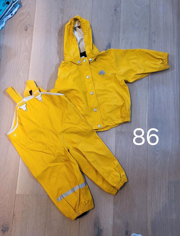 Matschhose Matschjacke  Regenhose Regenjacke Set in Mettmann