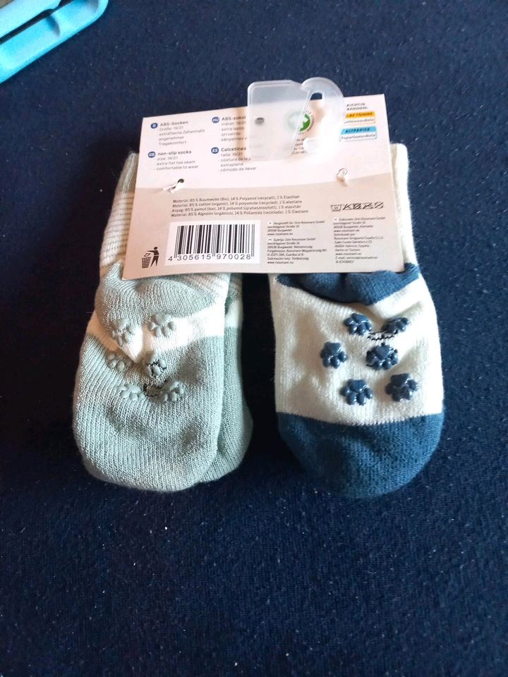 Abs SOCKEN Gr 19-22 NEU in Hannover