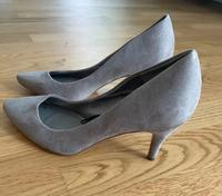Graue Pumps H&M München - Thalk.Obersendl.-Forsten-Fürstenr.-Solln Vorschau