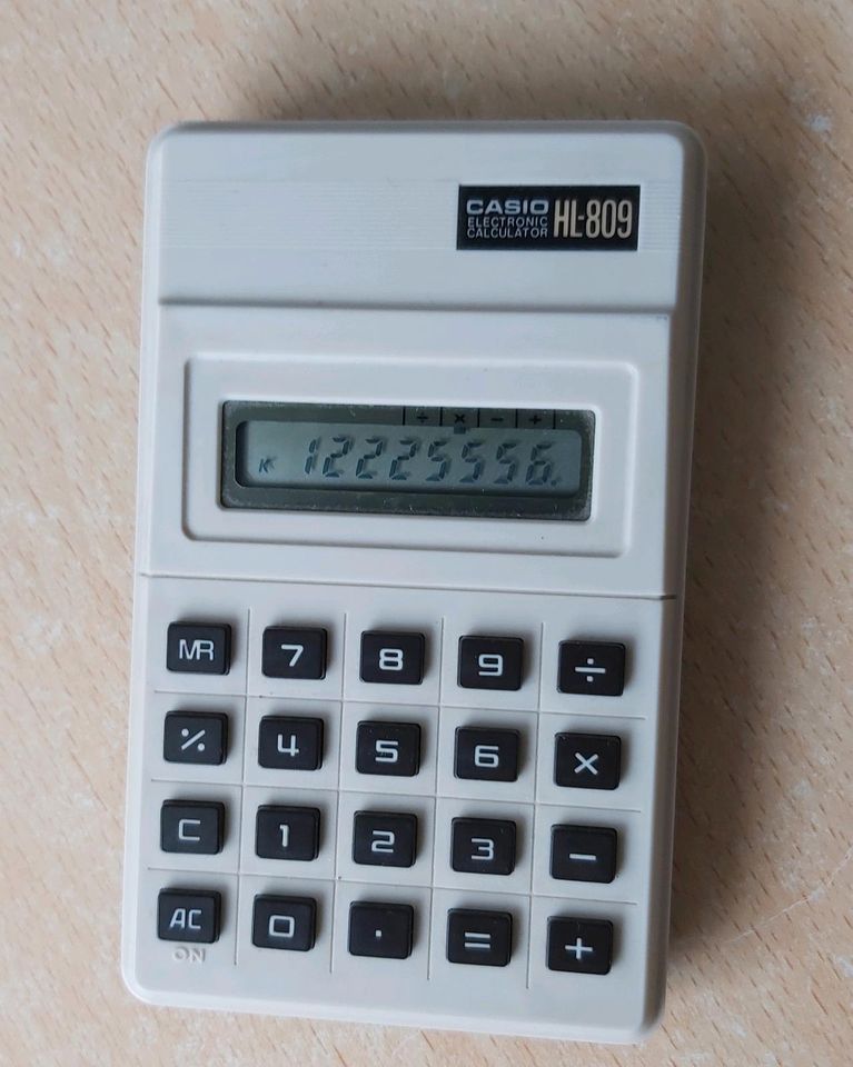 Taschenrechner " Casio HL-809 in Jossgrund