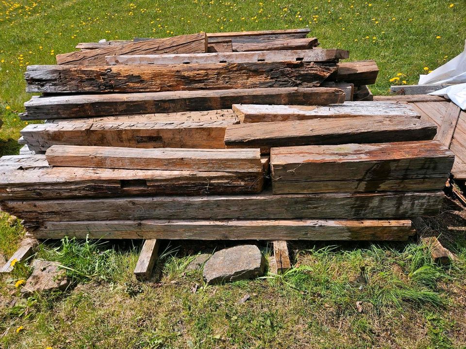 antik Holz Balken Fachwerk 300 - 400 J. alt  Baumaterial Abriß in Breitenbrunn