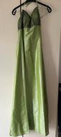 Abendkleid Größe 40. nur einmal getragen. Tolles leuchtendes grün Niedersachsen - Jork Vorschau