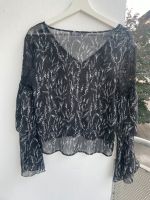 Bluse von Zara mit Trompetenarm München - Maxvorstadt Vorschau