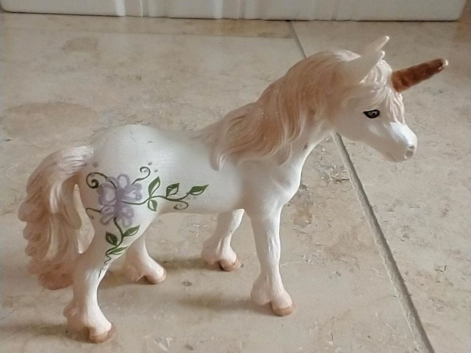 Schleich 70420 Bayala Einhorn Fohlen in Nordenham