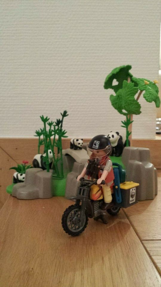 Playmobil WWF Pandaforscher im Bambuswald in Stolberg (Rhld)