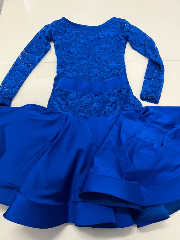 Tanzkleid/Turnierkleid Latein Royal Blau Größe 134-140 in Lachen