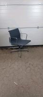 Vitra Charles Eames EA 107 Chair Hopsack Chrom grau Niedersachsen - Schüttorf Vorschau