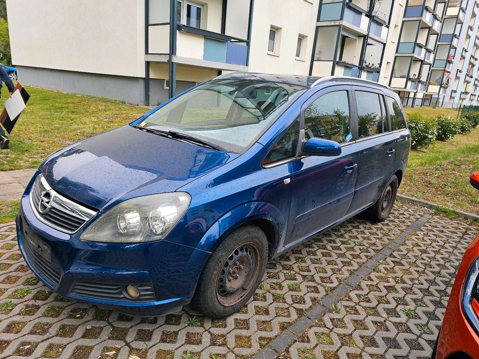 Opel zafira 1,6  7 Sitzer in Bestensee