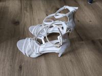Schöne nudefarbene hohe Sandalen - Buffalo - Gr. 38 Stuttgart - Stuttgart-West Vorschau