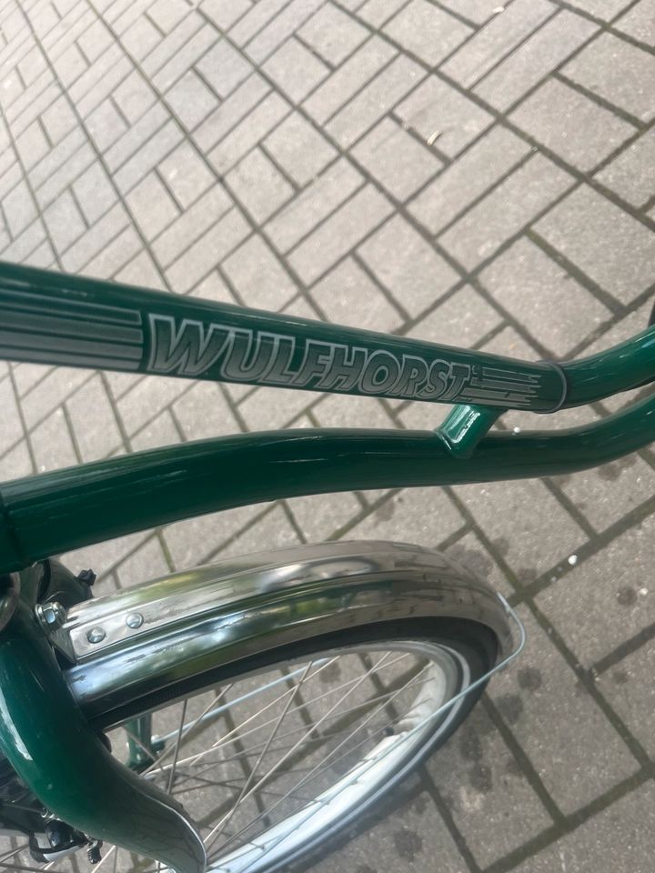 Fahrrad mit 3 Rädern NEU aber stand sehr lange in Berlin
