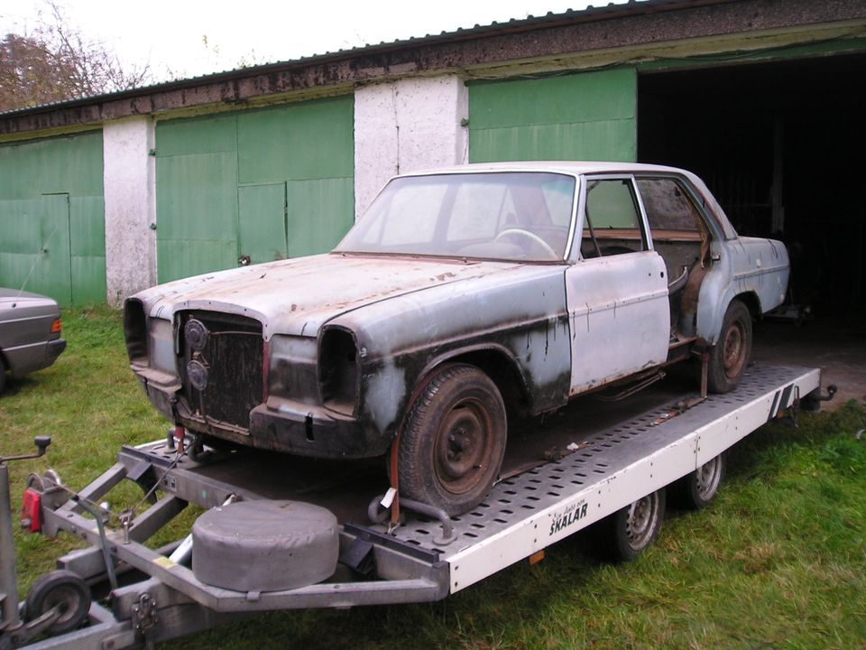 Mercedes Strich8 Benziner 4Zylinder Karosse in Flieth-Stegelitz