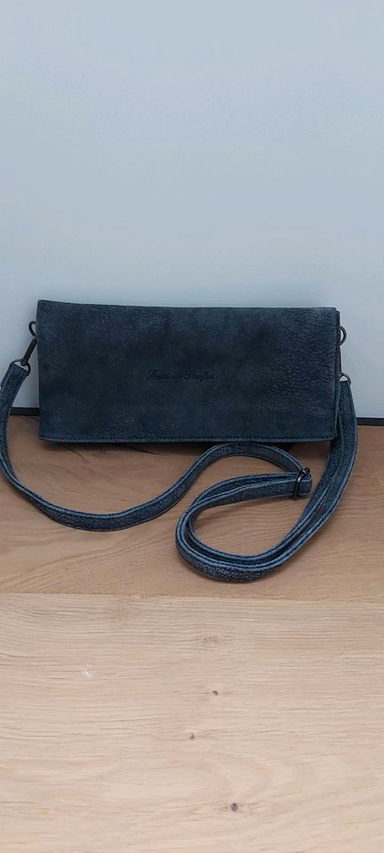 Fritzi aus Preußen graue Clutch, Umhängetasche neu in Hohenhameln