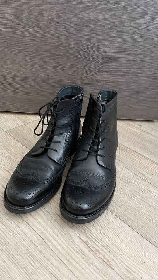 5th Avenue Deichmann 40 Stiefeletten Schnürer Boots schwarz in Treuen