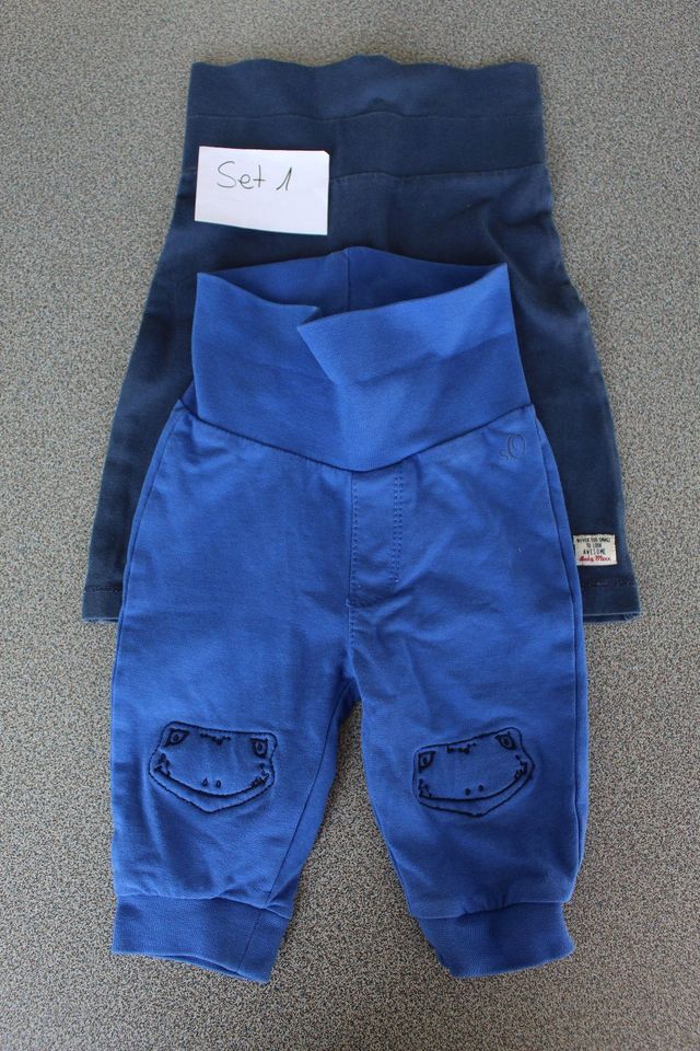 Babyhosen / Jogginghosen/bequeme Hosen / Jeans lang / kurz Gr.62 in Ettlingen