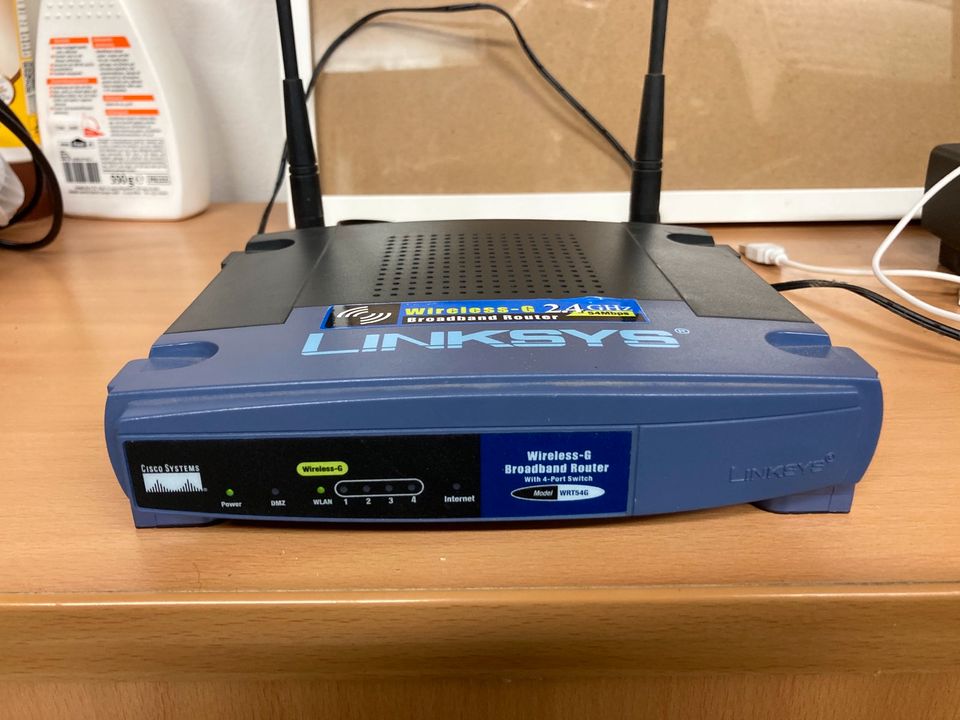 Linksys Router WRT54G Cisco Systems 4-Port Switch in Wismar
