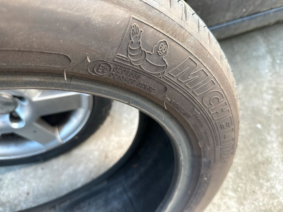 225/50R17 H81 Sommer reifen Dot 22 in Berlin