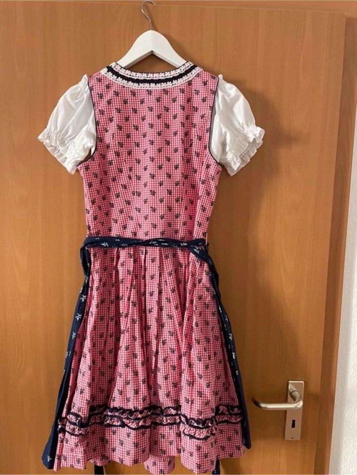 Dirndl Country Line in Magdeburg