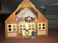 Puppenstube, guter Zustand Spielhaus Weihnachtsgeschenk Sachsen-Anhalt - Wolmirstedt Vorschau