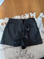Leder Hosenrock / Skort / Short / Rock / Skirt / Zara München - Hadern Vorschau