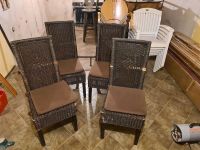 4 Stühle Rattan & Holz für 10€ zusammen Hessen - Korbach Vorschau