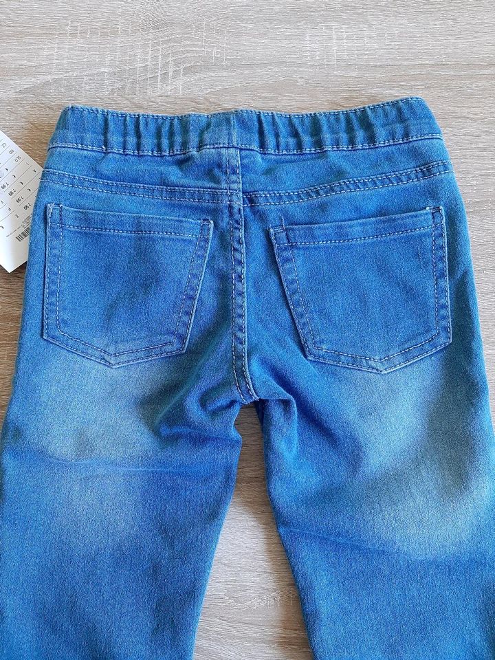 Jeans Leggings Caprileggings Caprihose Gr. 134 YFK Kik in Paulinenaue