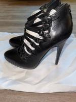 5th Avenue Riehmchenpumps, schwarz, 39 Brandenburg - Zossen Vorschau