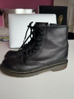 Dr. Martens Kinder Größe 33 - Original schwarz matt Hessen - Groß-Gerau Vorschau