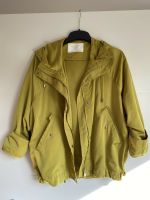 Tolle Jacke von Zara XS NEU Regenjacke Mantel gelb Essen - Bergerhausen Vorschau