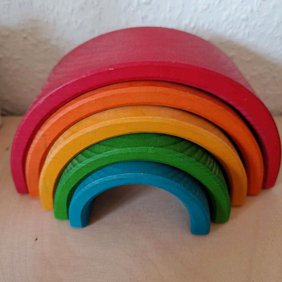 Grimms Regenbogen 5teilig Waldorf Montessori Stapelturm Holz in Freiburg im Breisgau