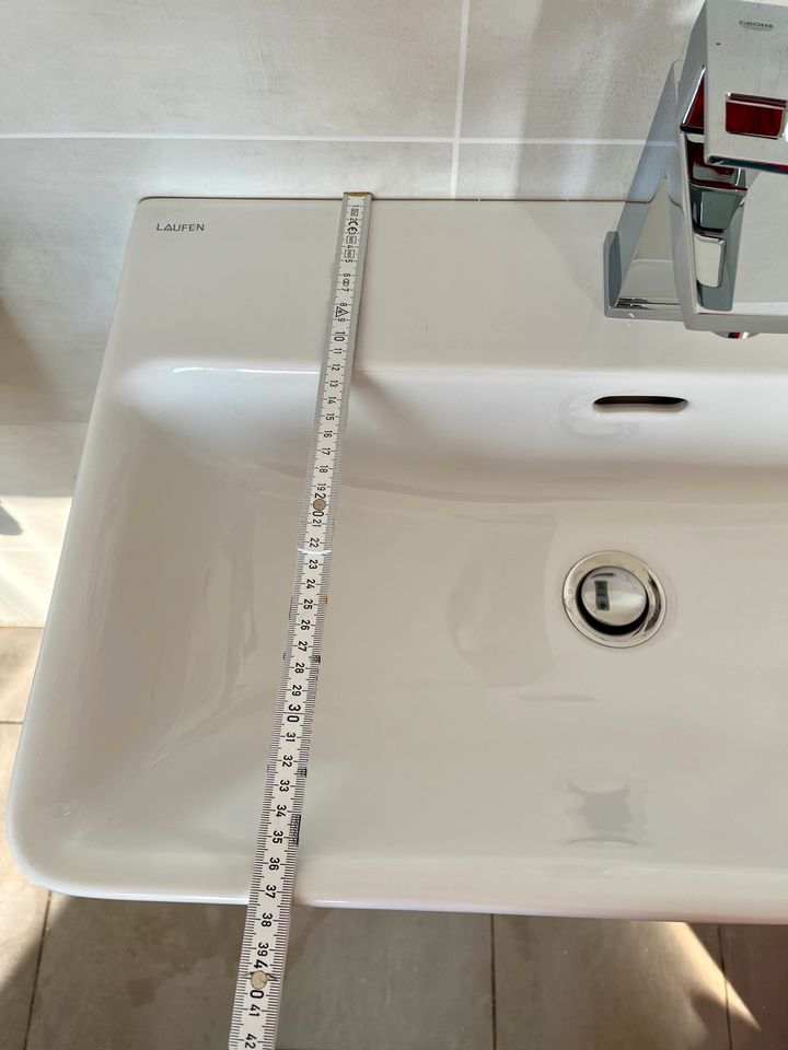 Laufen Pro S 60 Compact Waschbecken Waschtisch Grohe Armatur in Merseburg