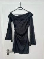 Damen Satin Kleid Shein Gr. XS schwarz NEU Nürnberg (Mittelfr) - Kleinreuth b Schweinau Vorschau