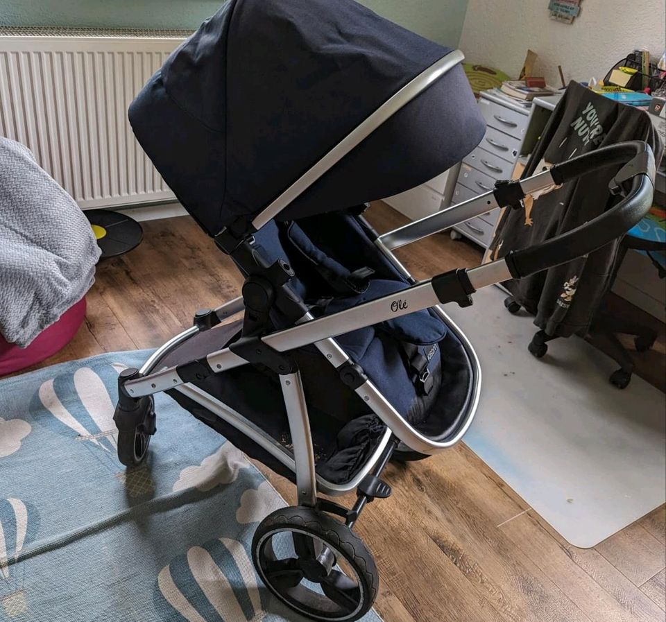 Gebrauchter Olé Kombi-Kinderwagen 2in1 mit Zubehör abzugeben in Dresden