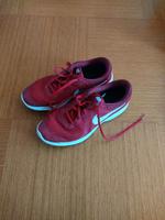 Nike Turnschuhe Sneaker Gr. 40 super Zustand Hessen - Hohenstein Vorschau