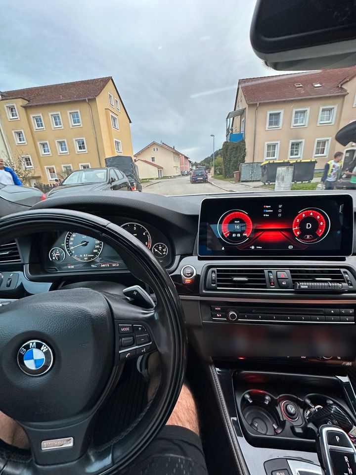 BMW 5 F11 530D X-Drive  Sportautomatik-Individual tausch in Simbach