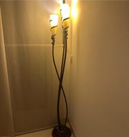 Schöne Stehlampe  zu verkaufen Frankfurt am Main - Sachsenhausen Vorschau