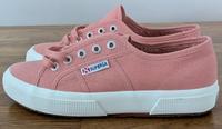 altrosa Sneaker von Superga in 38 NEU Frankfurt am Main - Nordend Vorschau
