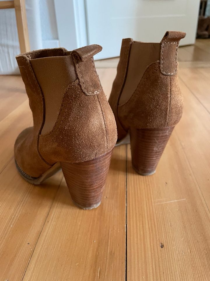 Mango Stiefeletten Schuhe mit Absatz Stiefel Wildleder Gr. 37 in Karlsruhe