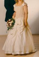 Brautkleid Cremefarbe, Rosen, Ärmellos, Trash the Dress, 36/38 Hessen - Hünfelden Vorschau