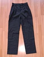H&M Stoffhose/ Anzugshose schwarz 34 mit Bundfalten und Taschen München - Allach-Untermenzing Vorschau