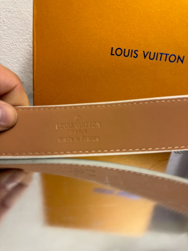 Louis Vuitton Gürtel multicolor 85‘cm in Schloß Holte-Stukenbrock