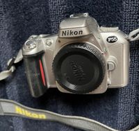 Nikon F55 silber mit Body Cap, Trageriemen analoge Kamera Aachen - Aachen-Mitte Vorschau