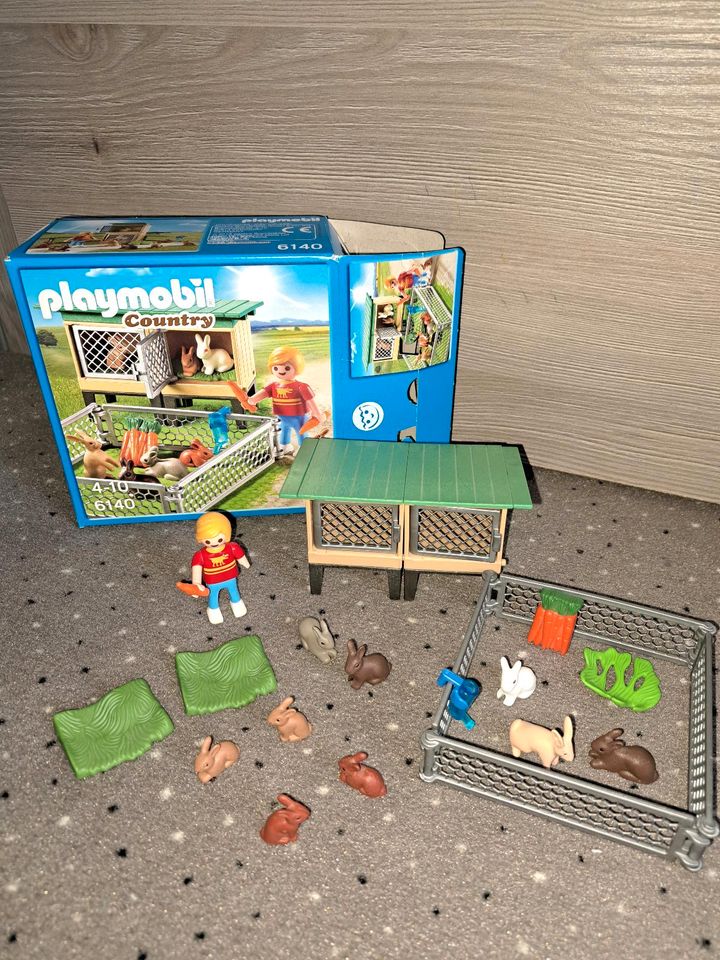 Playmobil Bauernhof 6120 und ganz viel Zubehör in Wurzen