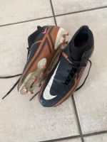 Fußballschuhe Nike gold-schwarz Gr. 40 Bayern - Tutzing Vorschau