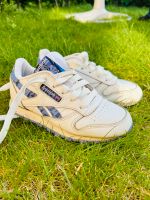 Kinder Turnschuhe Reebok Schuhe lila Größe 32 Nordrhein-Westfalen - Kaarst Vorschau