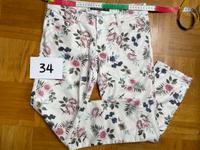 7/8 Hose mit Blumenmuster Gr. 34 Sachsen - Oelsnitz / Vogtland Vorschau