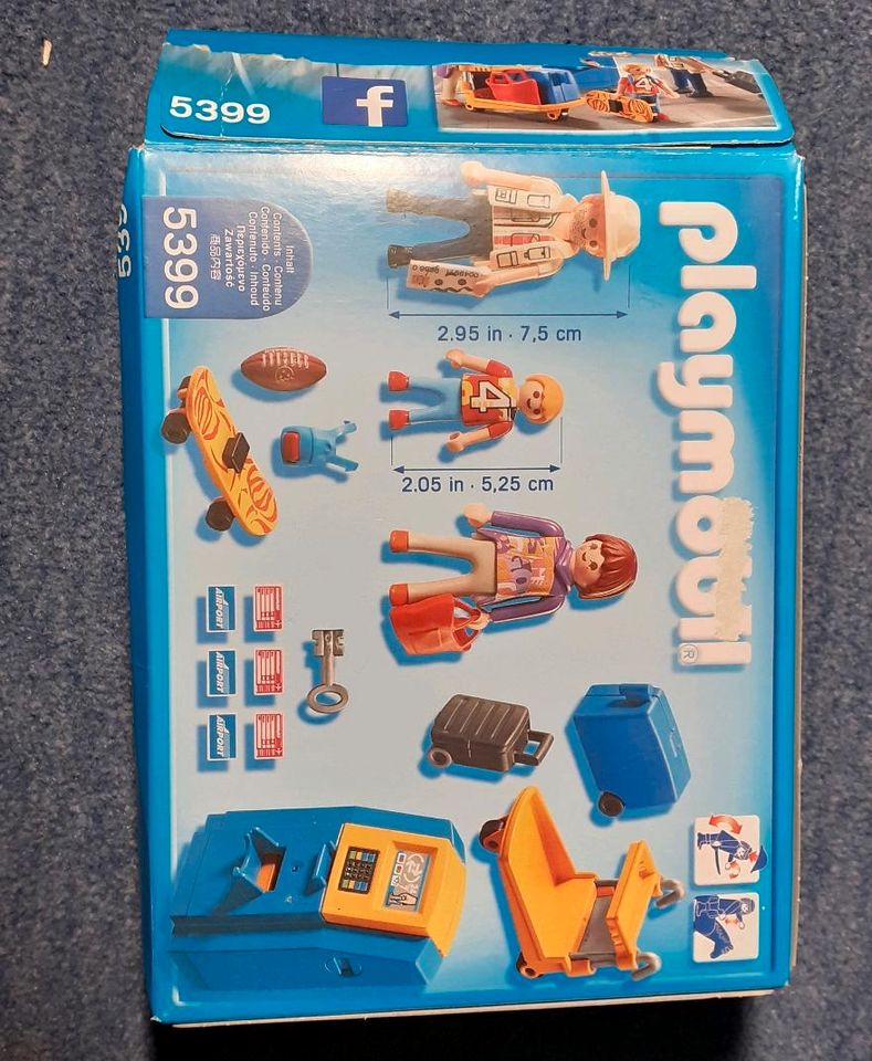 Playmobil Flughafen mit Family Fun Ferienflieger in Hamburg