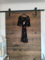 Sommerkleid, Midikleid  Vero Moda mit Gürtel  neu Blumen s 36 Düsseldorf - Friedrichstadt Vorschau