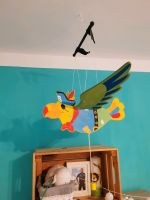 Papagei Pirat Holz Schwingtier Mobile Höngedeko Kinderzimmer Neuhausen-Nymphenburg - Neuhausen Vorschau