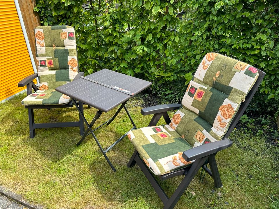 Gartenmöbel Tisch Gartenstuhl Balkon Terrasse Camping neuwertig in Werne