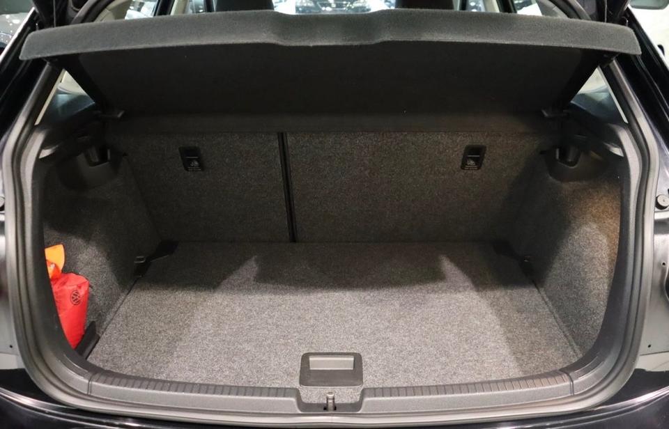 Volkswagen Polo VI Comfortline TGI*KLIMAAUT*NAVI*LED*PDC*BC in Troisdorf